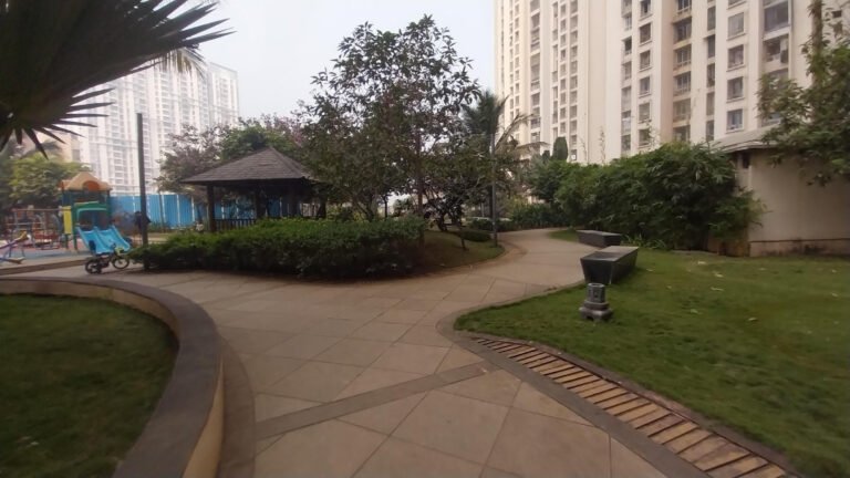 Rumah Bali Ghodbunder Road Thane ready to move residential apartments