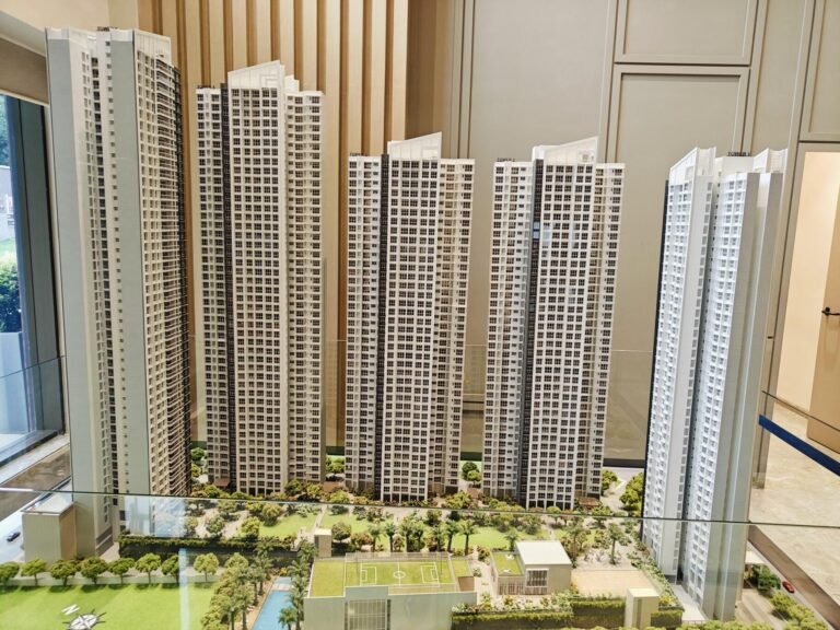 Narang Privado luxury apartments on Pokharan Road Thane West by Narang Realty